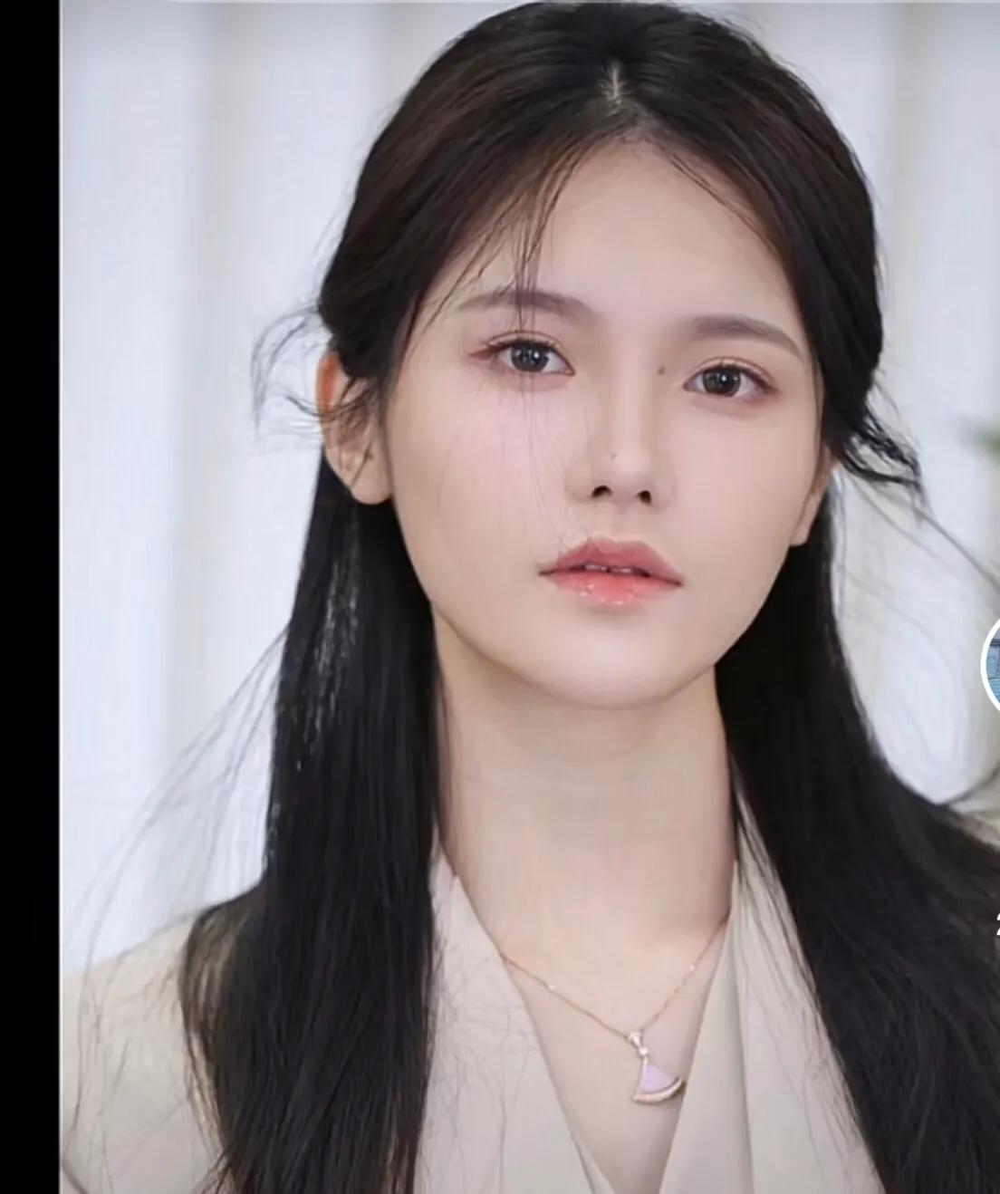 小杨嫂哪一年出生的（小杨哥老婆王瑶资料介绍）