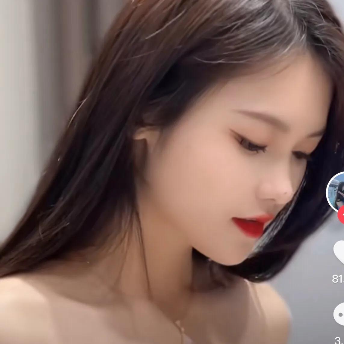 小杨嫂哪一年出生的（小杨哥老婆王瑶资料介绍）