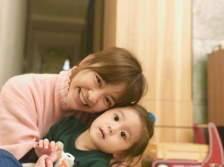 陈意涵是不是都黑了（陈意涵黑资料事件）