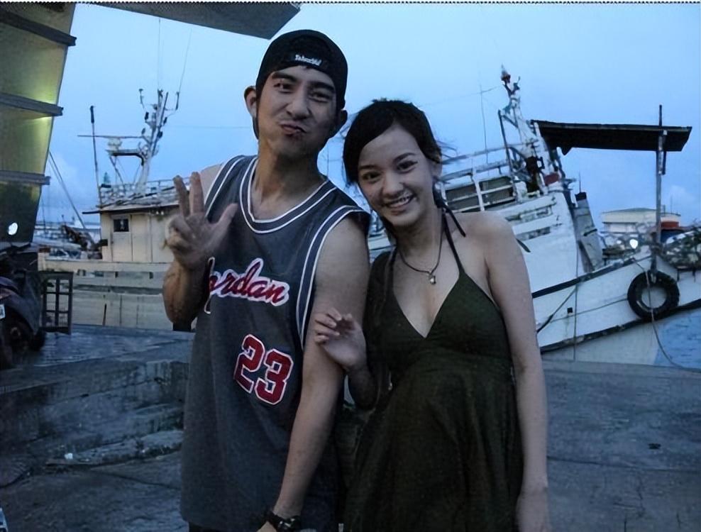 陈意涵是不是都黑了（陈意涵黑资料事件）