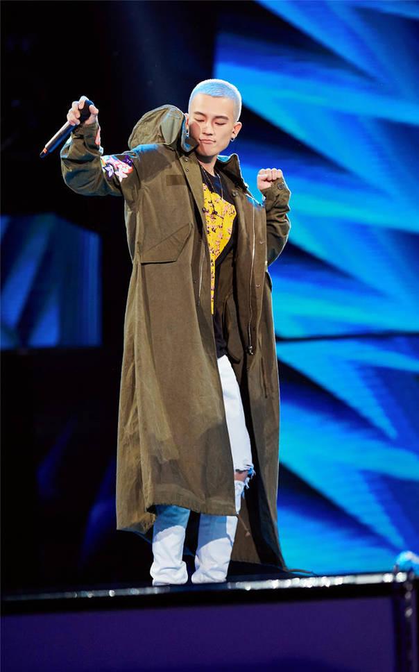 欧豪女朋友叫什么名字（欧豪前女友马思纯介绍）