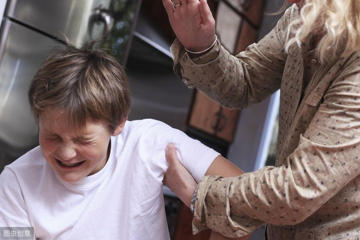 女人砸明火是什么意思(详解古代女子砸明火的含义) 女人砸明火是什么意思(详解古代女子砸明火的含义)