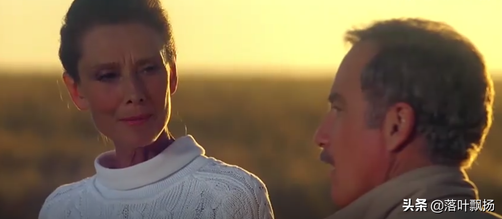 奥黛丽赫本的电影有哪些(英国女星奥黛丽赫本十部经典电影) 奥黛丽赫本的电影有哪些(英国女星奥黛丽赫本十部经典电影)