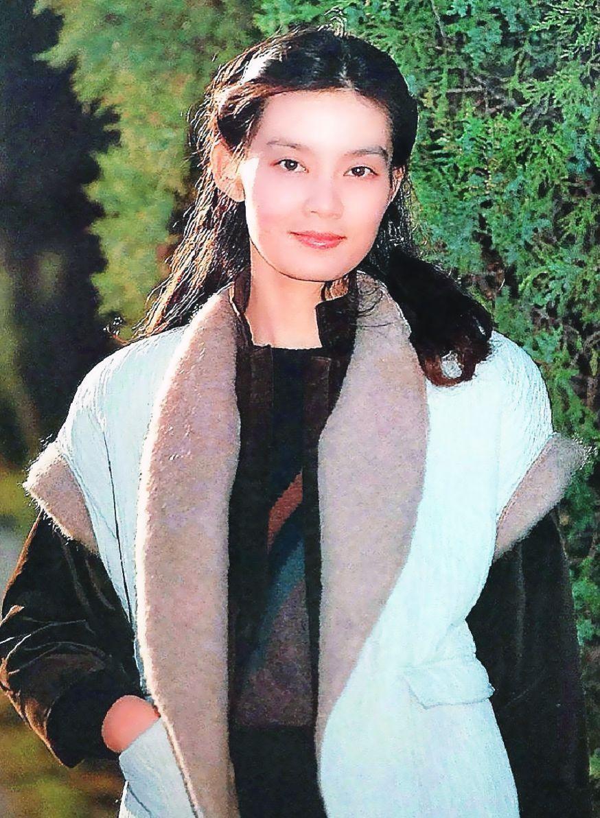 潘虹为什么不生育（老戏骨潘虹68岁没有孩子的原因）