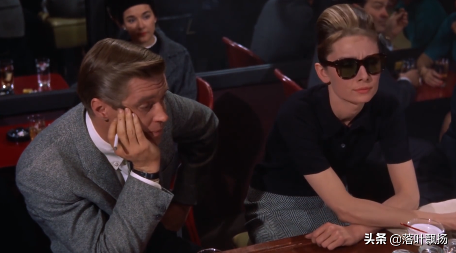 奥黛丽赫本的电影有哪些(英国女星奥黛丽赫本十部经典电影) 奥黛丽赫本的电影有哪些(英国女星奥黛丽赫本十部经典电影)