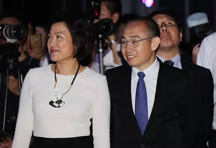 潘石屹第一任妻子是谁（潘石屹的发家史）