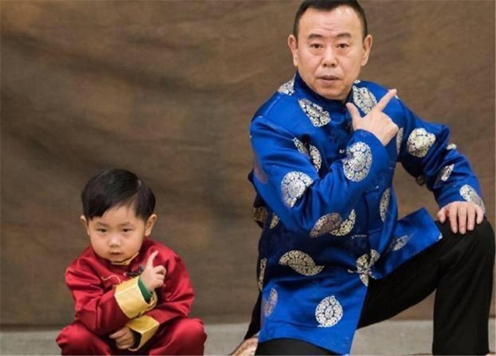 潘长江女儿叫什么名字（潘长江女儿潘阳近况）