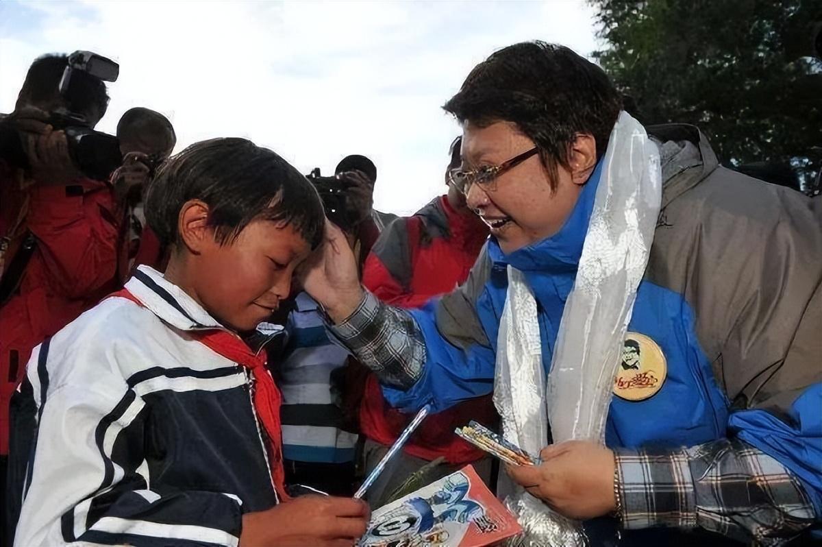 潘子灏个人资料(韩红儿子潘子灏现状) 潘子灏个人资料(韩红儿子潘子灏现状)