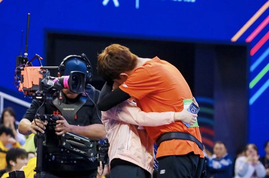 陈小纭为什么会被国家队开除（陈小纭和于小彤姐弟恋）