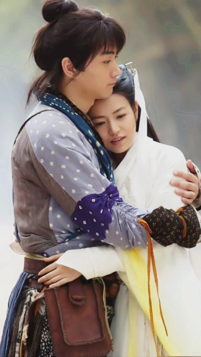 陈妍希比陈晓大几岁（演员陈晓个人资料简介及家世)