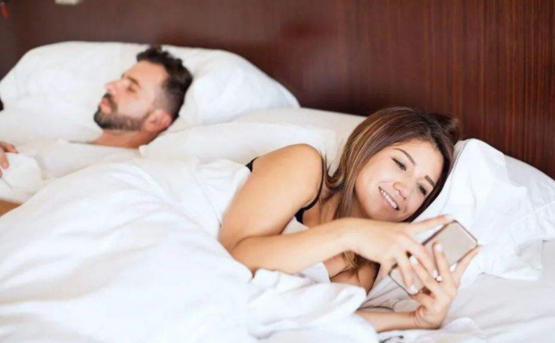 结婚前梦到未婚妻出轨代表着什么（结婚前梦到未婚妻出轨该怎么办）