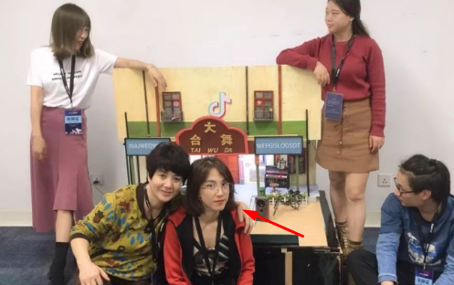 王蓝莓真人长什么样子（王蓝莓真人照片谁有）