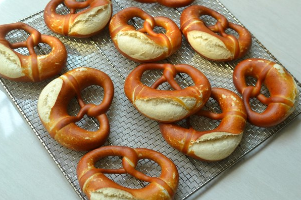 迪士尼可以带面包店买的面包进去吗(不密封的面包能带进迪士尼吗) 迪士尼可以带面包店买的面包进去吗(不密封的面包能带进迪士尼吗)