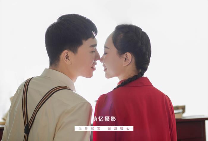 结婚新娘需要准备几套衣服（新娘结婚要买几套衣服）