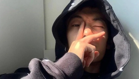 老公联系前任是不尊重现任吧(老公联系前任怎么处理还送礼物了) 老公联系前任是不尊重现任吧(老公联系前任怎么处理还送礼物了)