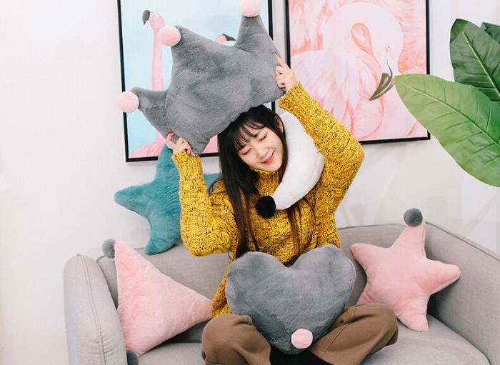 结婚女方家里怎么布置（这位新娘用INS风布置的房间）