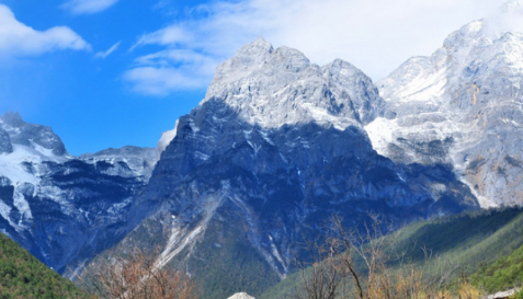 爬玉龙雪山一瓶氧气够吗（爬玉龙雪山要几瓶氧气）