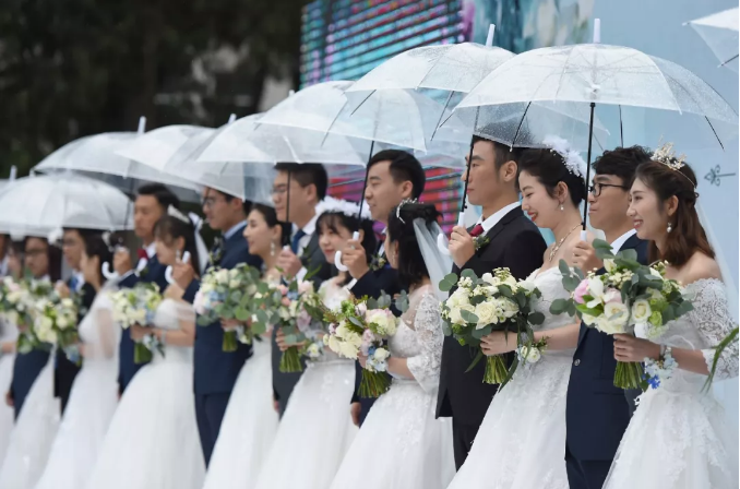 去对方父母家送什么(拜访对方父母带什么礼物) 去对方父母家送什么(拜访对方父母带什么礼物)