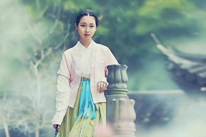 情景交融的句子（好诗词都能情景交融）