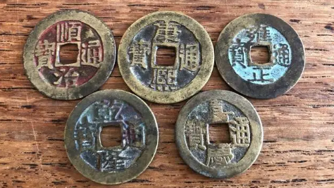 厨房能不能挂五帝钱(五帝钱挂厨房门口里面还是外面) 厨房能不能挂五帝钱(五帝钱挂厨房门口里面还是外面)