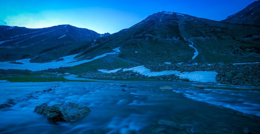 2023新疆夏天晚上冷吗2