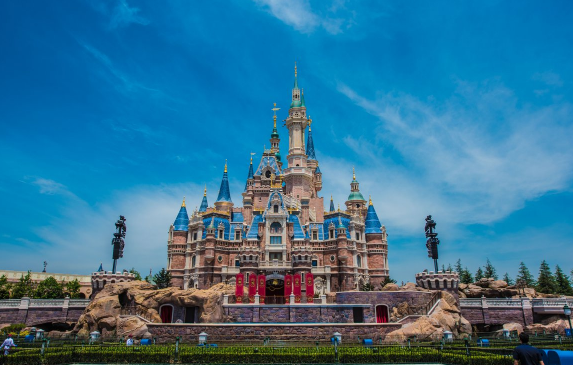 上海迪士尼没有身份证可以进去吗1