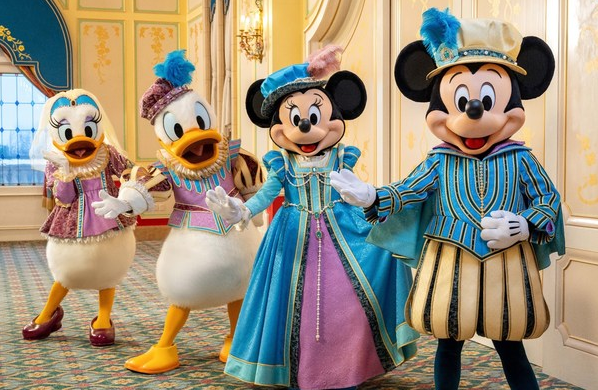 上海迪士尼小孩可以用社保卡证明身份吗（上海迪士尼小孩可以用临时身份证吗）