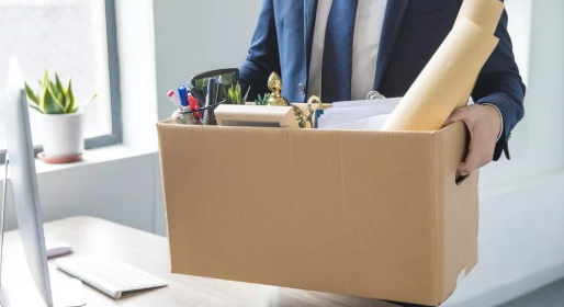 离职是上班提还是下班提好（提离职后一天要30天才能走吗）