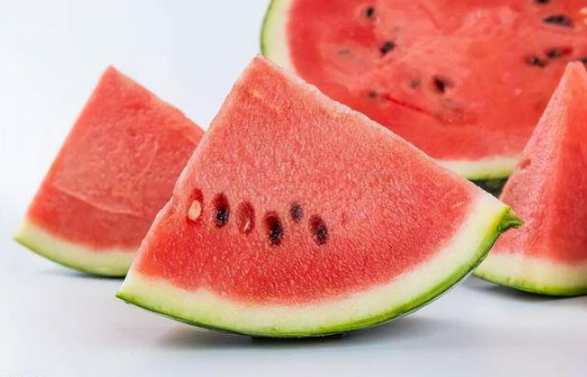 立秋以后是不是不能吃西瓜（立秋之后的西瓜为什么不能吃）