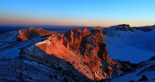 2023年国庆去长白山能看见天池吗（国庆去长白山看天池的人多不多）