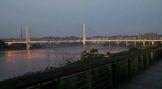 2023年国庆节重庆一般多少度(国庆节去重庆穿长袖还是短袖) 2023年国庆节重庆一般多少度(国庆节去重庆穿长袖还是短袖)