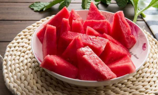 秋老虎可以吃西瓜吗2