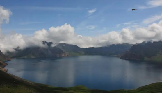 2023年国庆去长白山能看见天池吗（国庆去长白山看天池的人多不多）