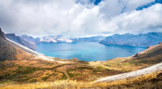 2023十一去长白山选择北坡还是西坡（十一去长白山哪个坡最好玩）