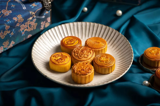 中秋节月饼要供完月亮才能吃吗(中秋节月饼什么时候吃好) 中秋节月饼要供完月亮才能吃吗(中秋节月饼什么时候吃好)