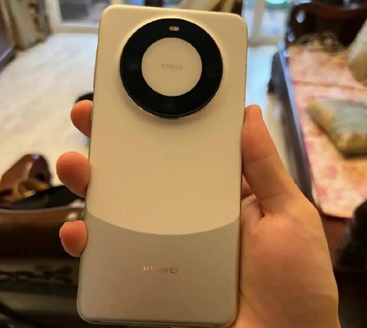 华为员工有mate60内购价吗（华为手机Mate60为什么会有两个价格）