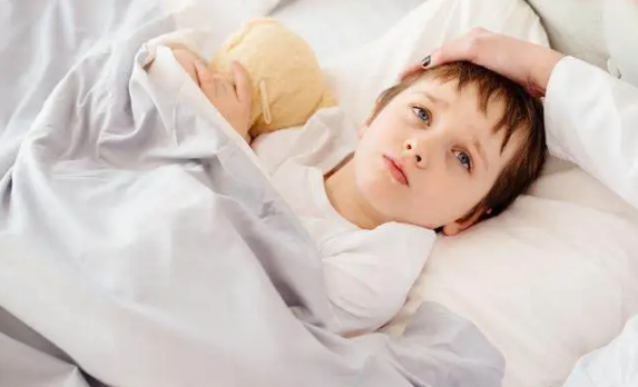 支原体肺炎咳嗽是阵发性的吗（支原体肺炎咳嗽是刺激性咳嗽吗）