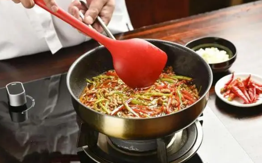 预制菜吃了致癌是真的吗（预制菜吃多了会怎么样）