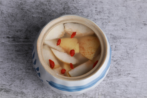 支原体肺炎可以吃川贝炖雪梨吗（支原体肺炎能吃冰糖煮梨吗）