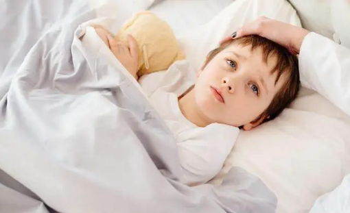 支原体肺炎咳嗽有痰好还是没痰好（支原体肺炎咳嗽有黄痰是好转吗）