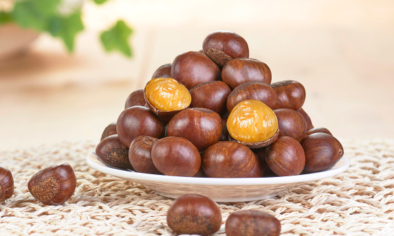 炒熟的板栗放了十天左右可以吃吗(熟栗子放了十天了还能吃吗) 炒熟的板栗放了十天左右可以吃吗(熟栗子放了十天了还能吃吗)