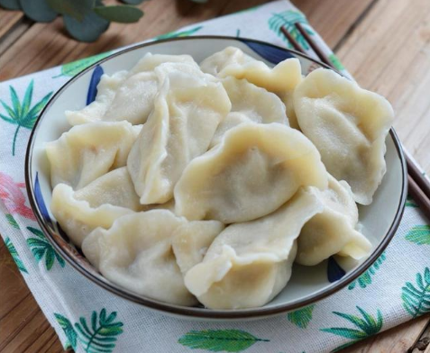 冬至的饺子煮破了还能吃吗（冬至的饺子煮破了怎么办）