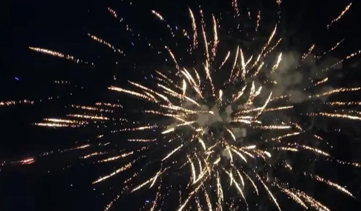 2024年哪些地区春节可以放烟花（​2024年燃放烟花爆竹最新规定会取消禁放吗）