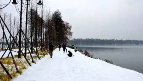 武汉一般几月份开始升温2024（武汉到几月暖和）