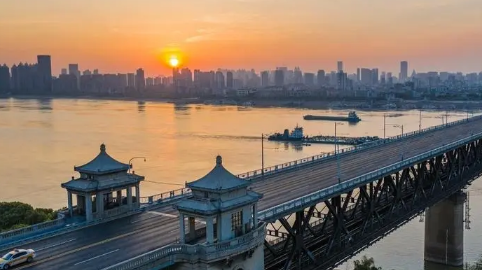 2024年武汉4月份天气热吗(武汉4月份有什么好玩的) 2024年武汉4月份天气热吗(武汉4月份有什么好玩的)