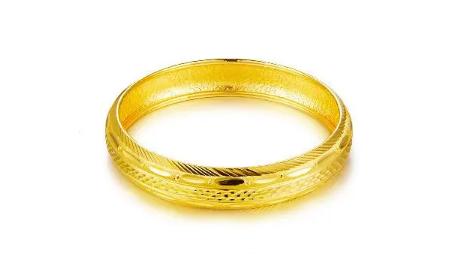 黄金手镯放久了怎么变成红色了（金手镯放久了发红怎么回事）